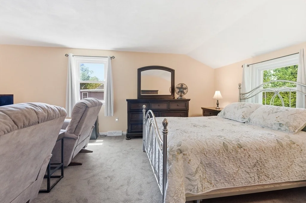 Photo of 12 Allen St
