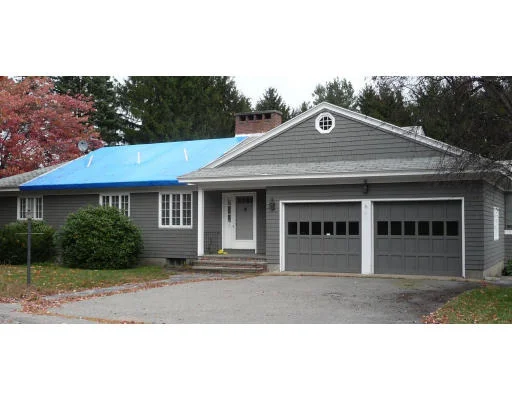 Photo of 7 Champy Ln