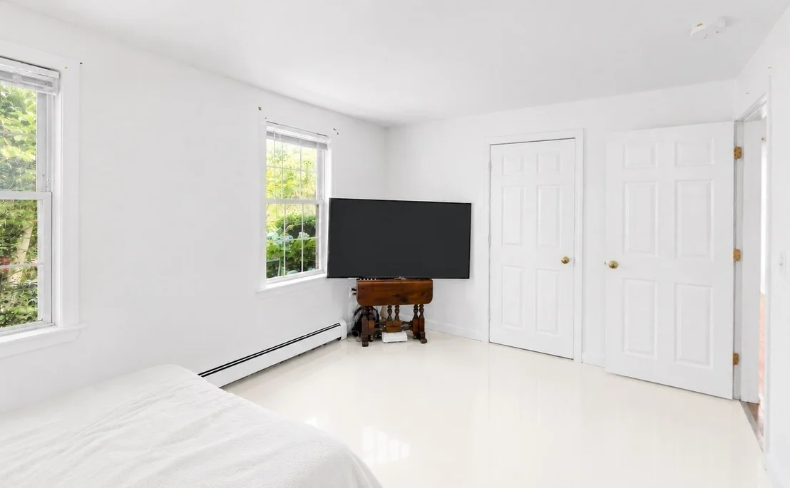 Photo of 36 Helmsman Dr