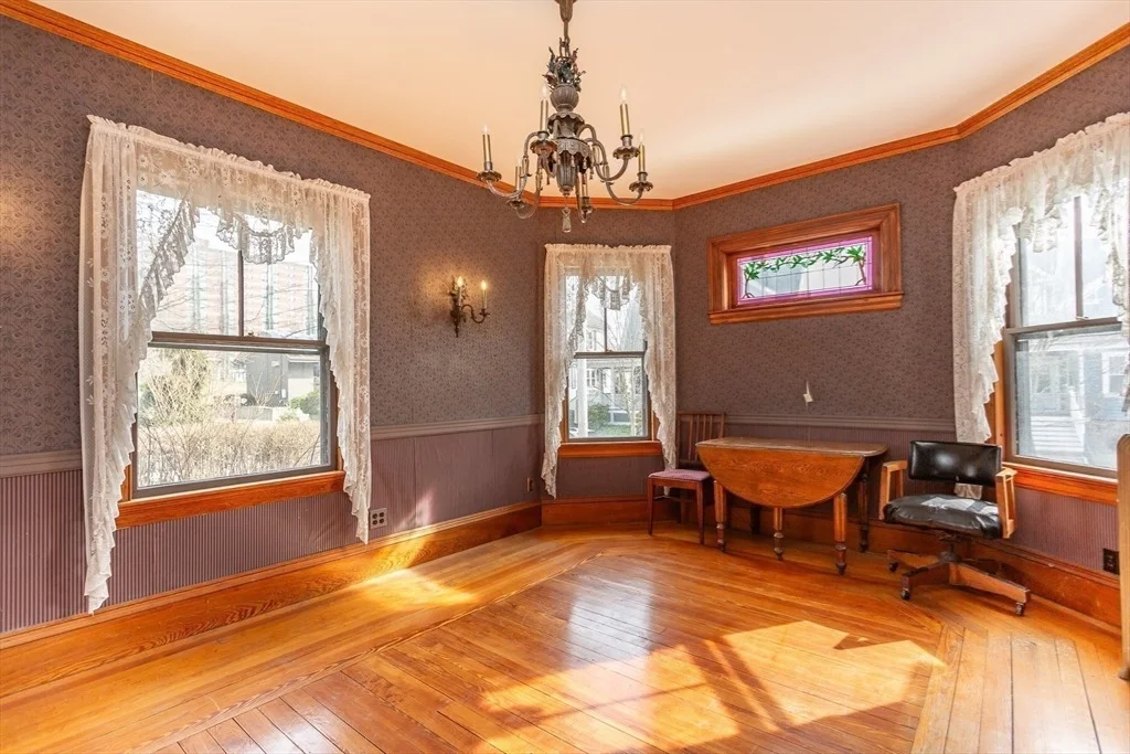 Photo of 445 Madison St