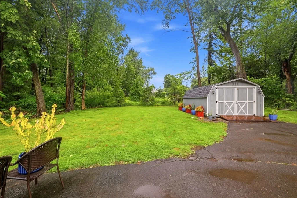 Photo of 75 Greystone Ave
