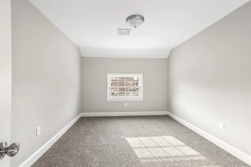 Photo of 528 Eastern Ave