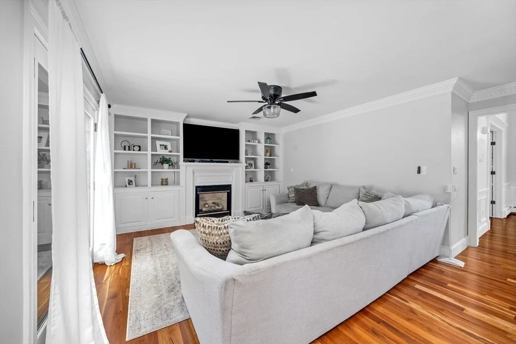 Photo of 17 Maplewood Dr