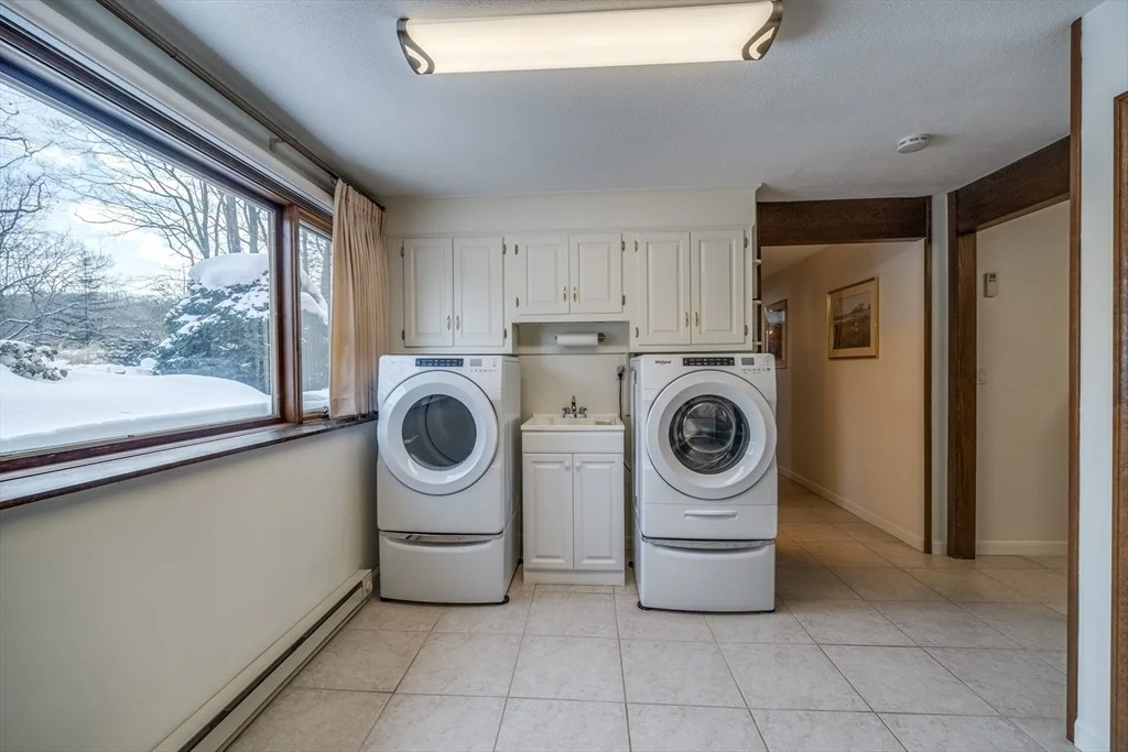 Photo of 697 Florence Road