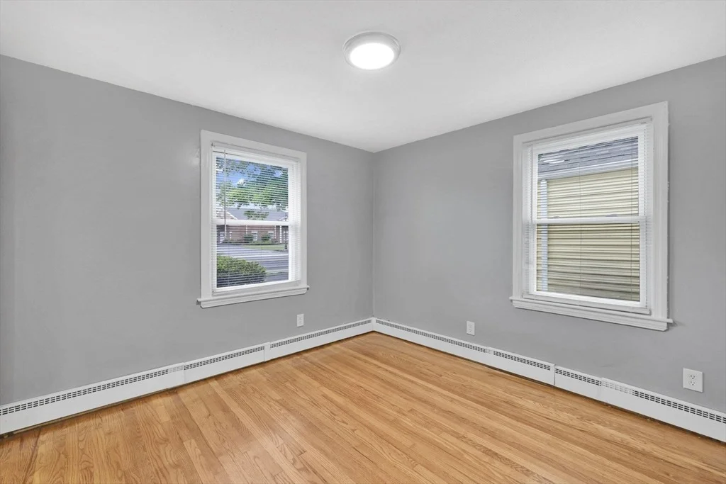 Photo of 38 Tinkham Rd