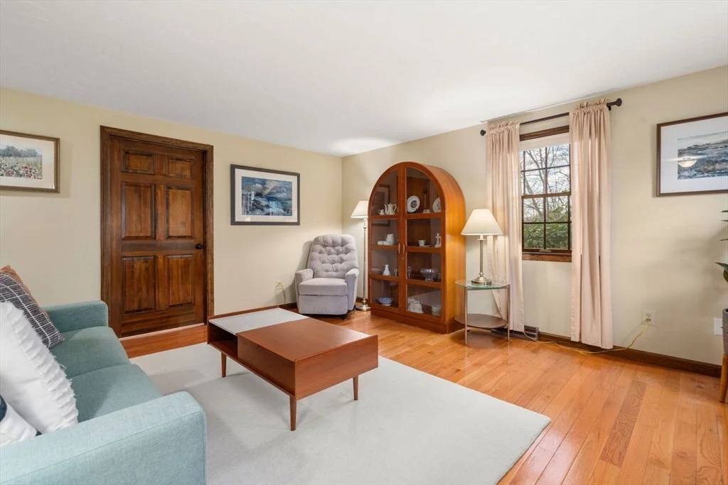 Photo of 71 Jennifer Drive