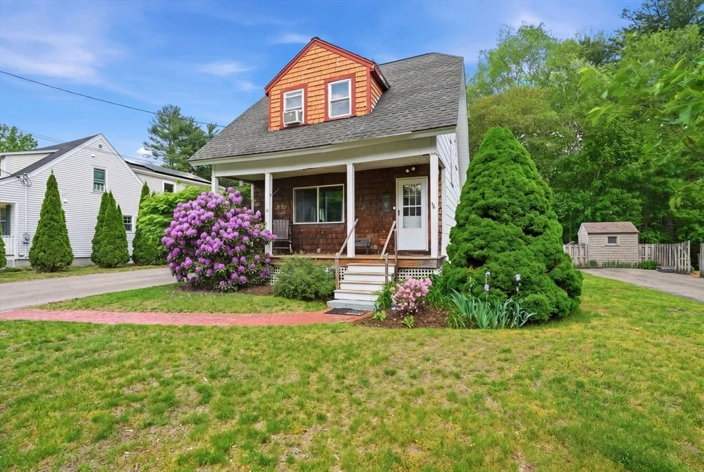Photo of 13 Clapp Rd