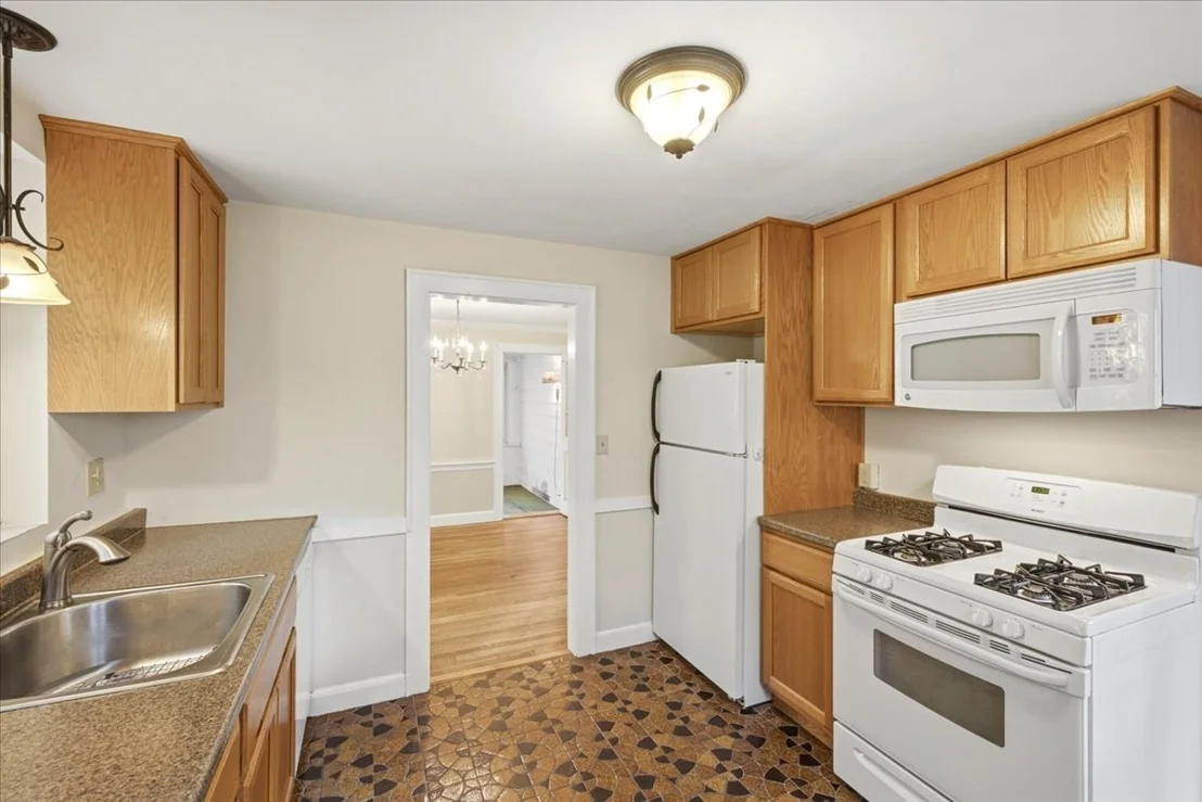 Photo of 77 Payson Rd