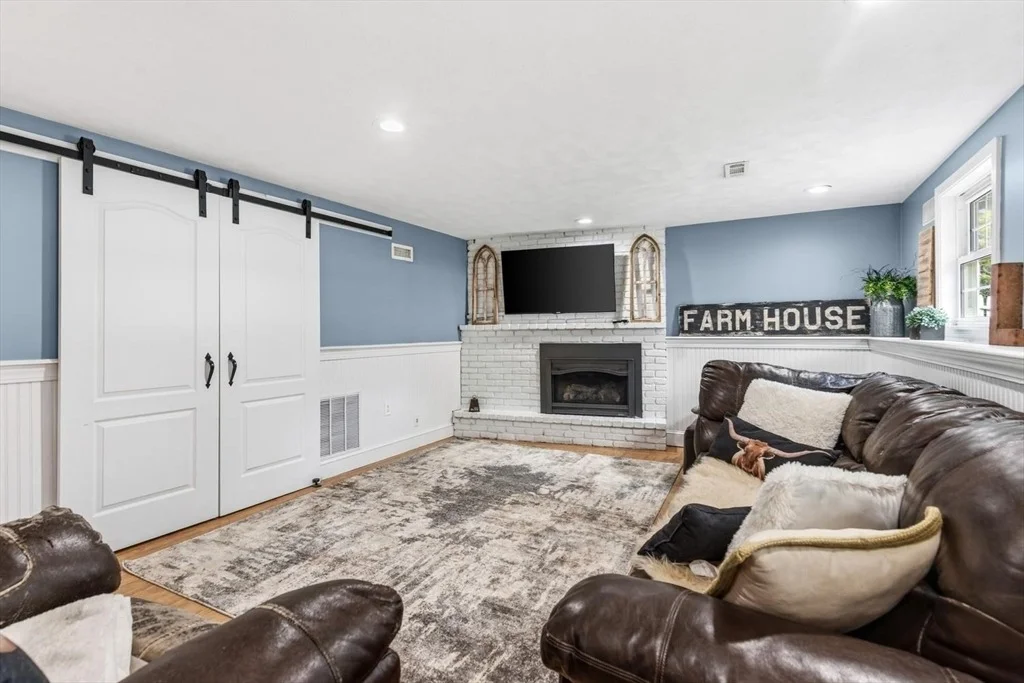 Photo of 15 Fuller Rd