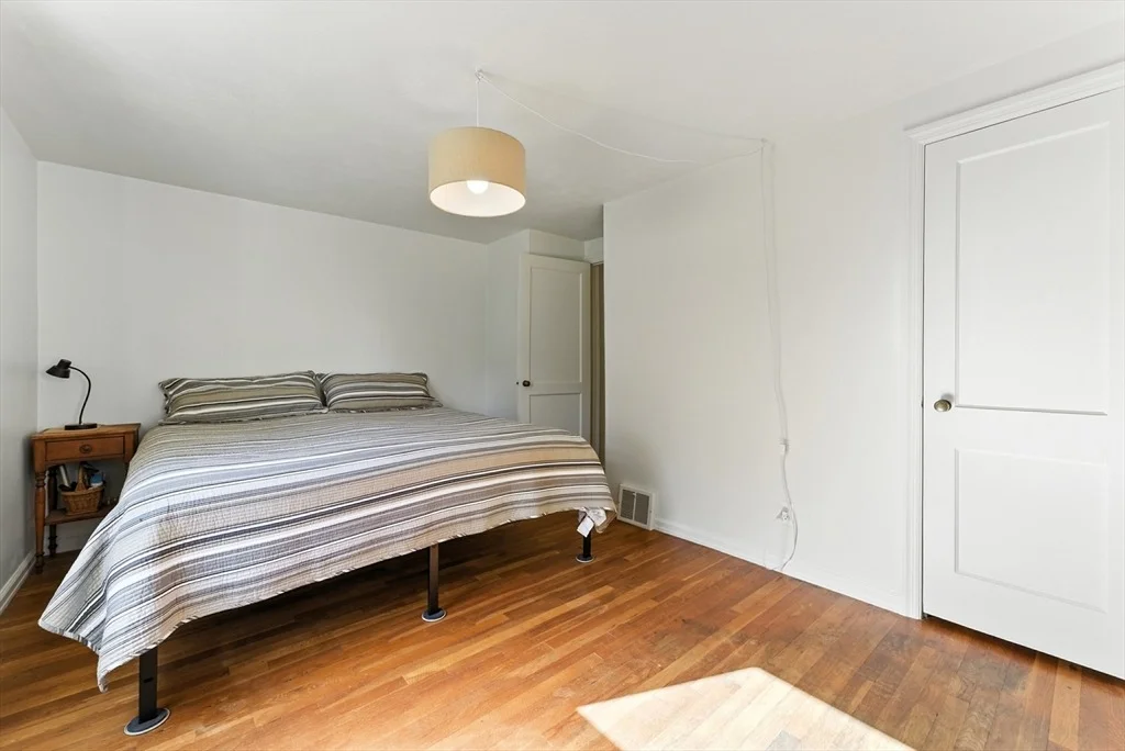 Photo of 171 Lower Beverly Hills