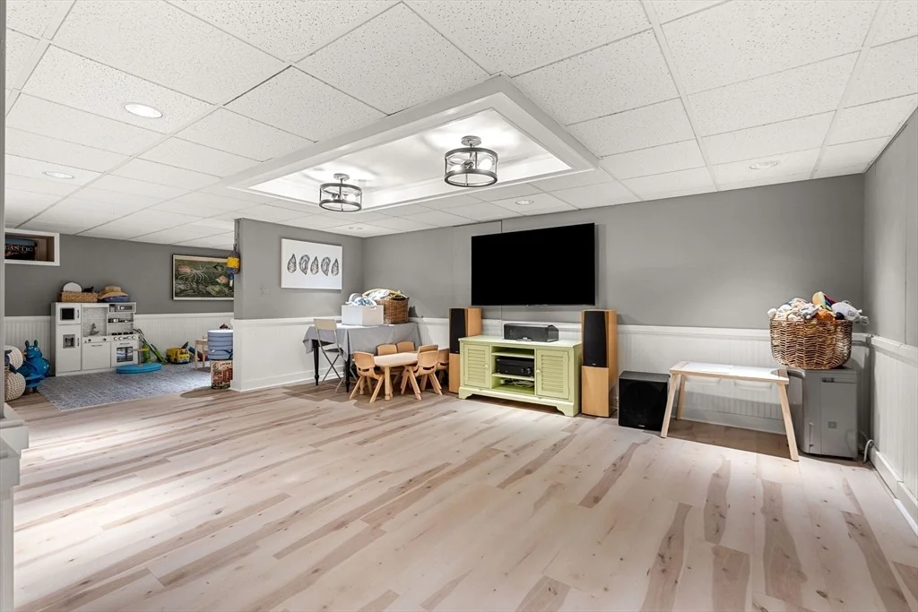 Photo of 16 Hemenway Road