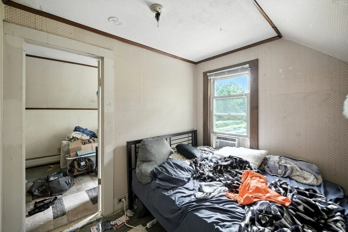 Photo of 734 Greenfield Rd