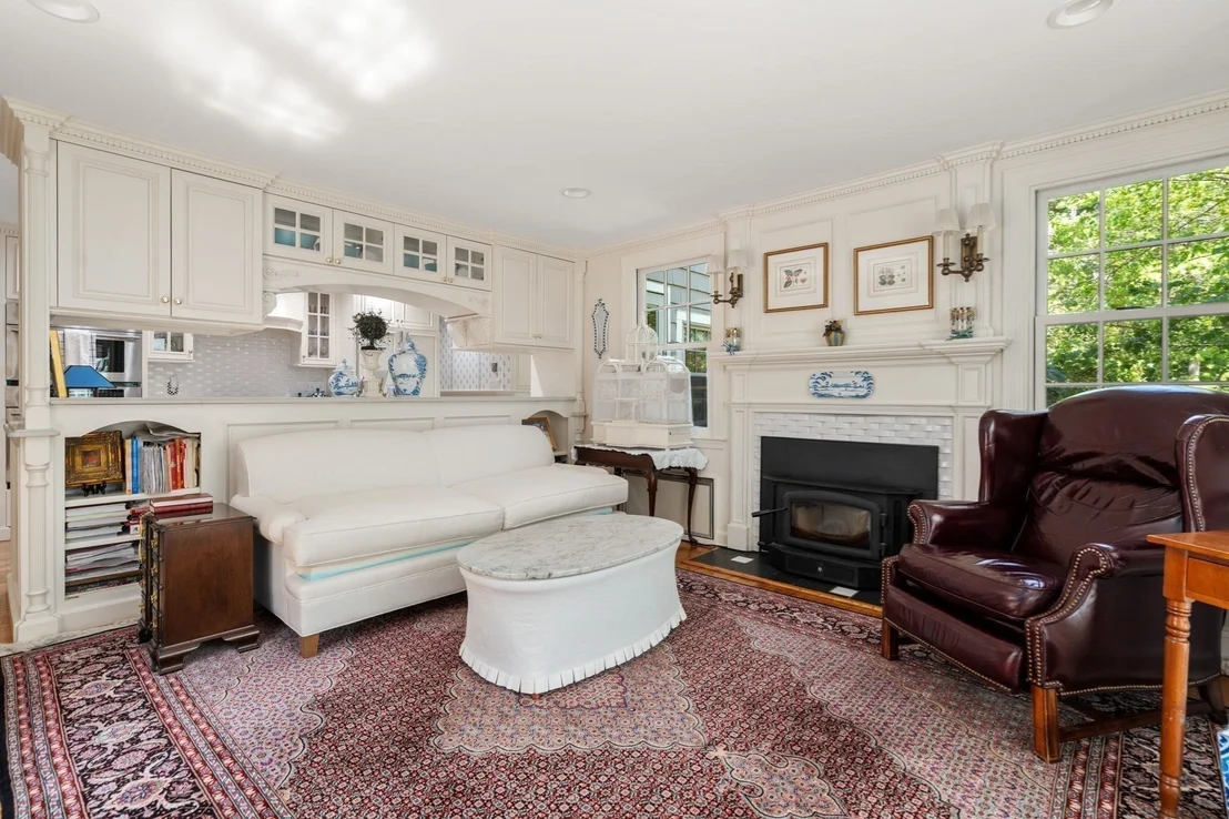 Photo of 168 Centre St