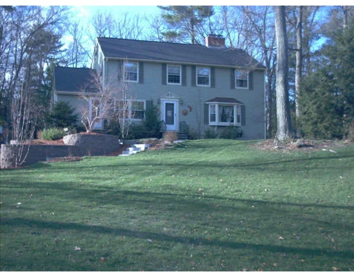 Photo of 7 Crestwood Drive