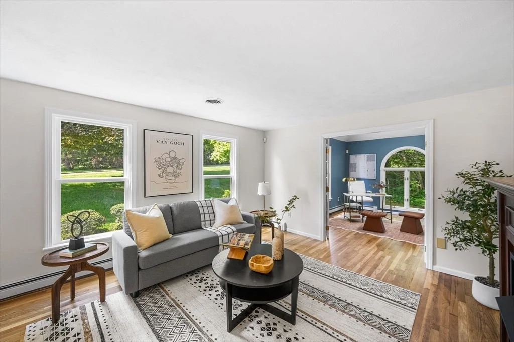 Photo of 4 Skyview Dr