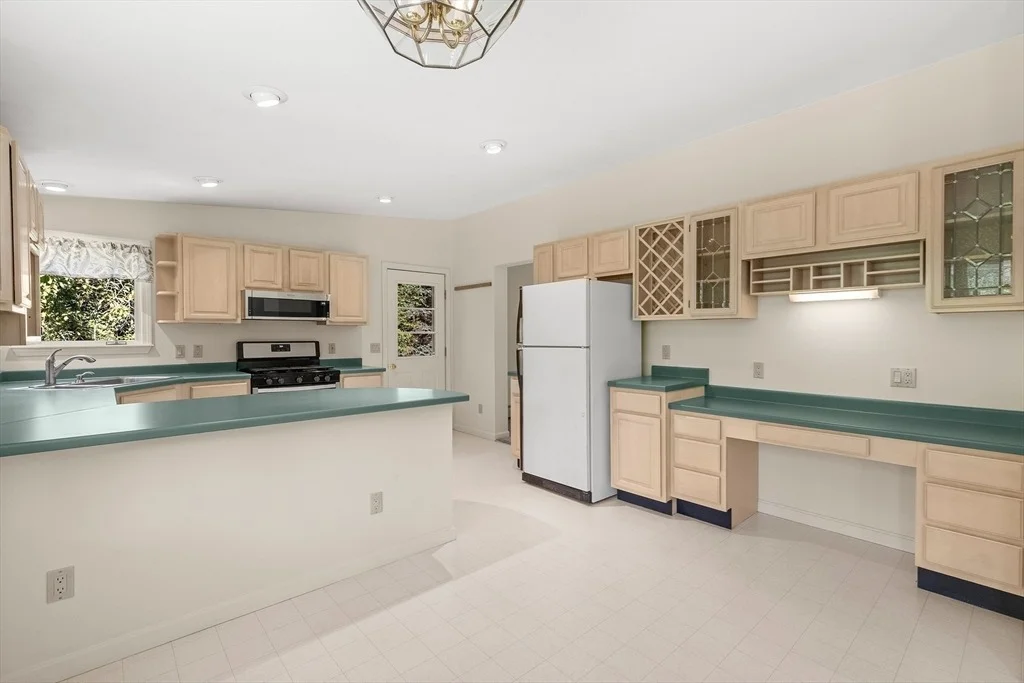 Photo of 148-R Elm St