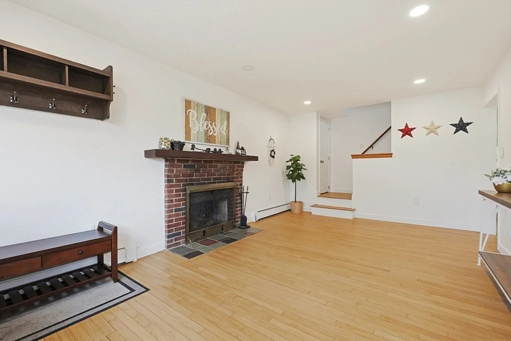 Photo of 214 Sprague St
