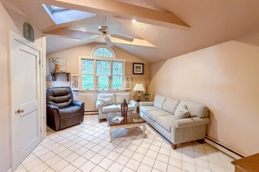 Photo of 204 Beech Ave