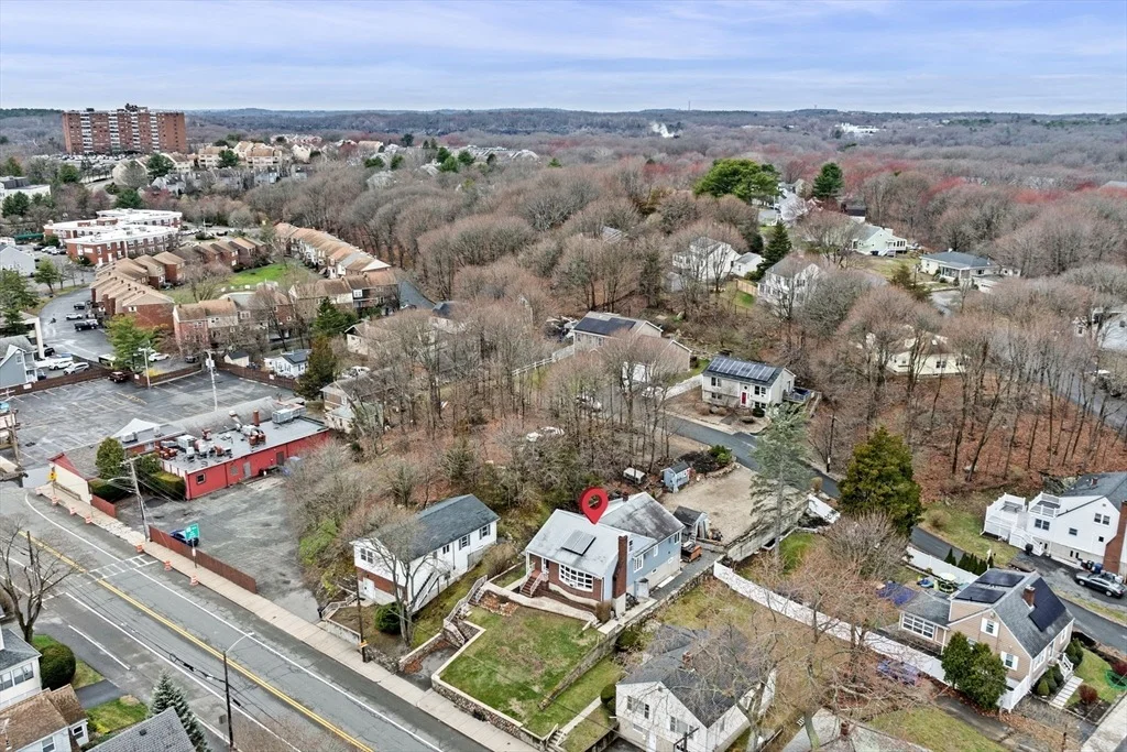 Photo of 504 Loring Ave