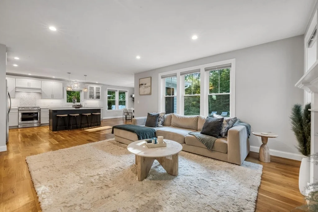 Photo of 540 Pulaski Boulevard
