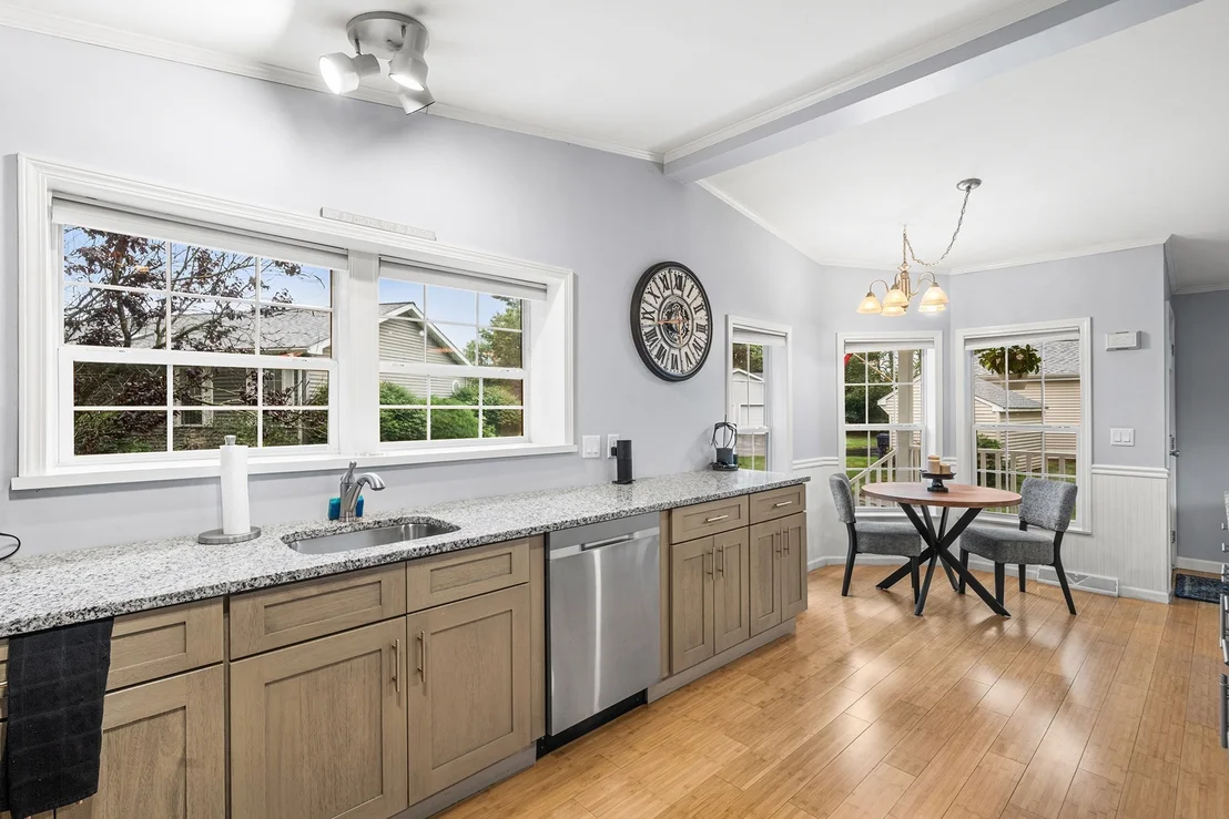 Photo of 7012 Oak Point Dr.