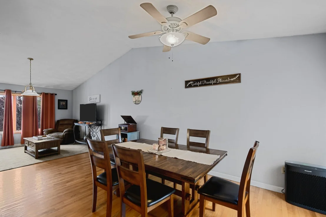 Photo of 52 Family Dr