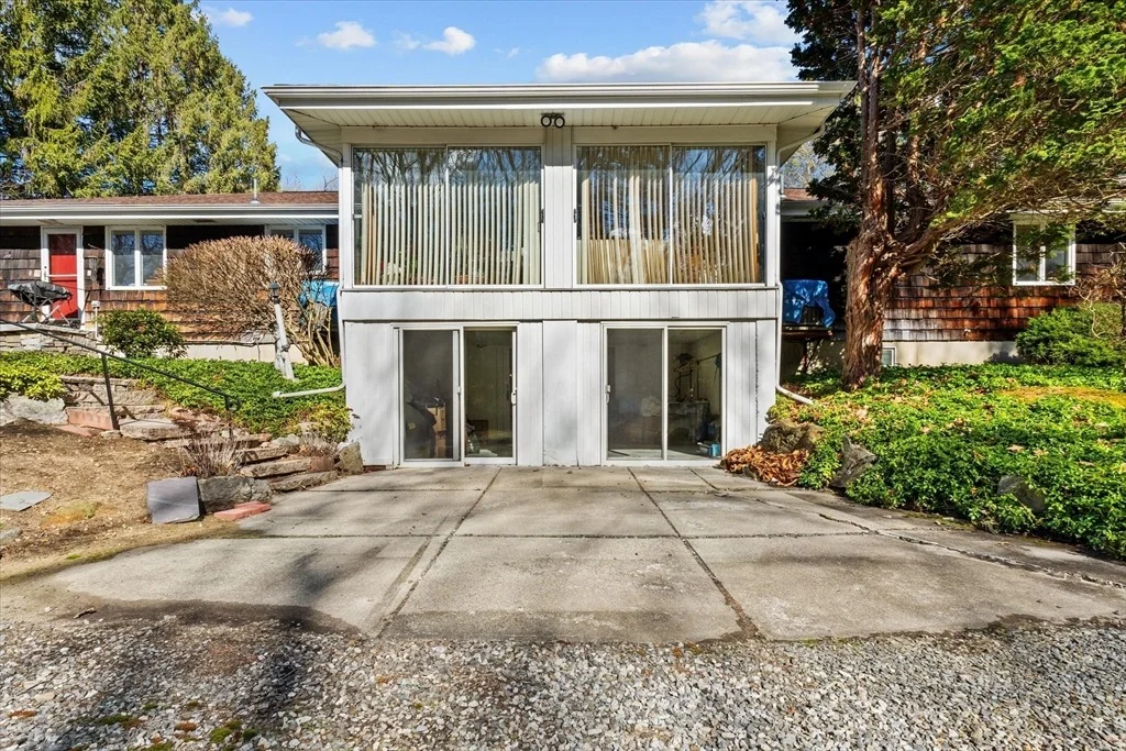 Photo of 35 Lucas Dr