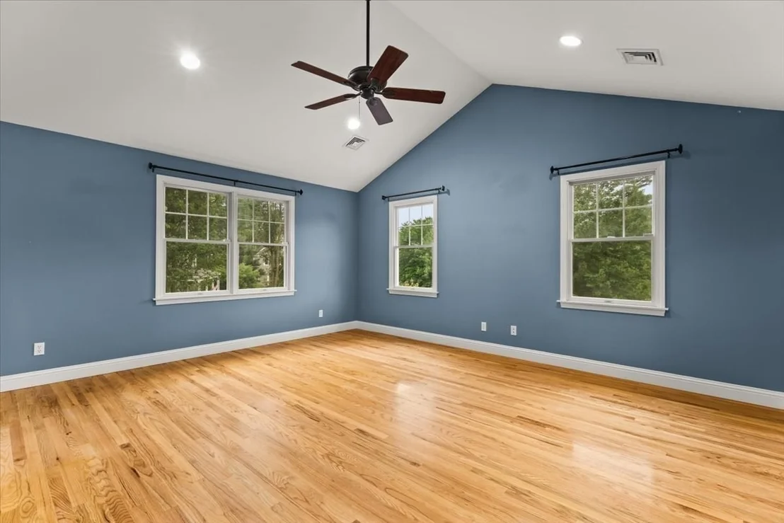 Photo of 22 Red Pine Ln