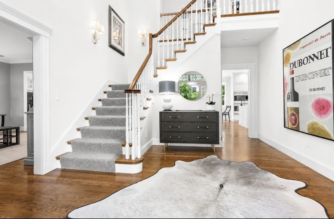Photo of 93 Beethoven Ave