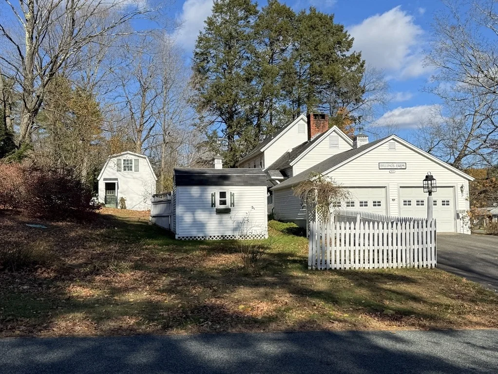 Photo of 696 Bernardston Road