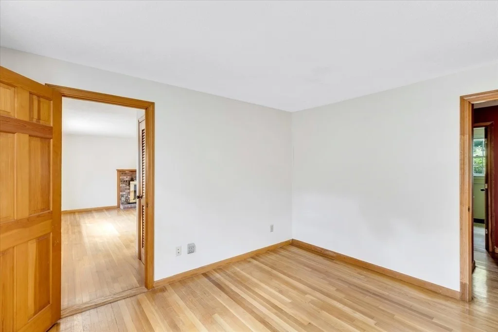 Photo of 804 Putnam Ave