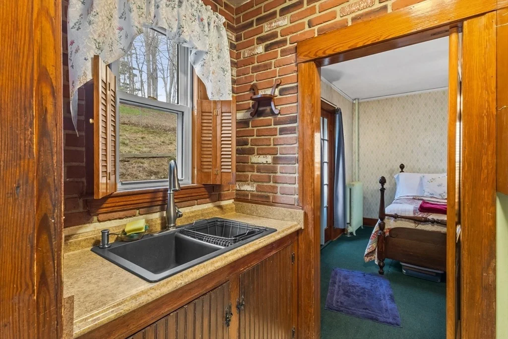 Photo of 35 Chesterfield Rd