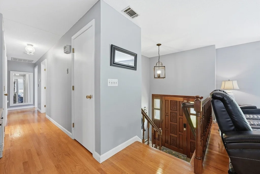 Photo of 98 Mclean Parkway