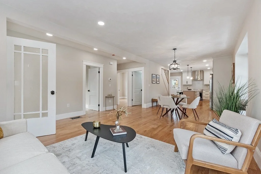 Photo of 42 N Worcester Ave