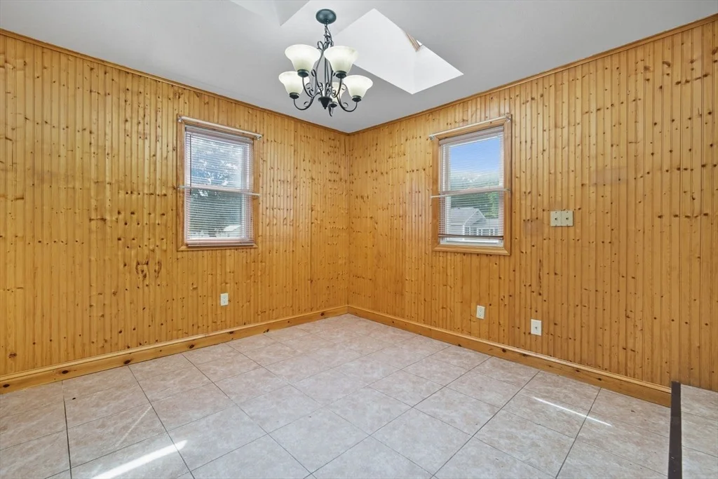 Photo of 35 Juniper Dr