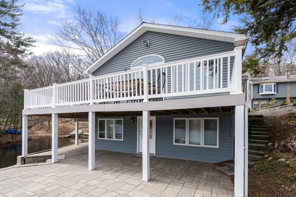 Photo of 33 Pine Tree Dr
