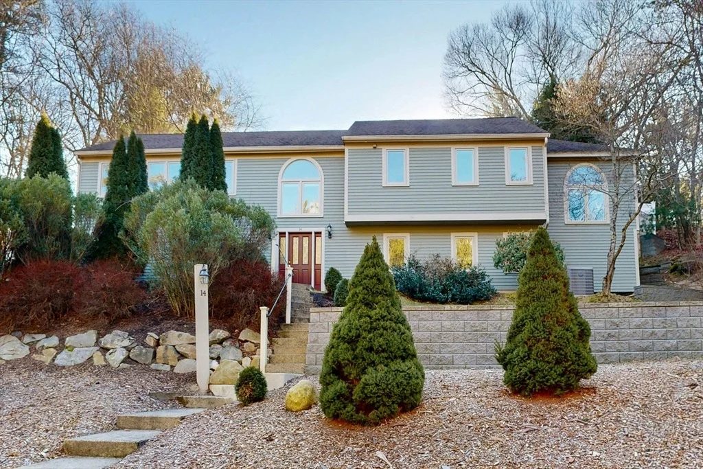 Photo of 14 Baltzer Dr