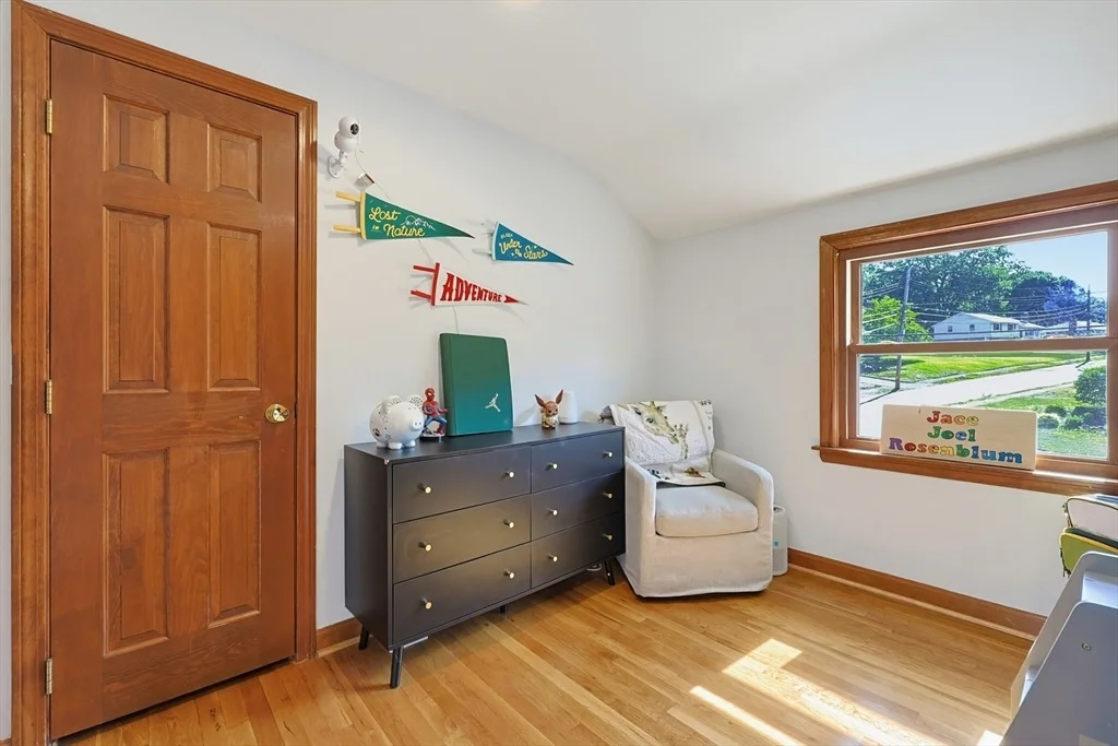 Photo of 19 Weir Rd