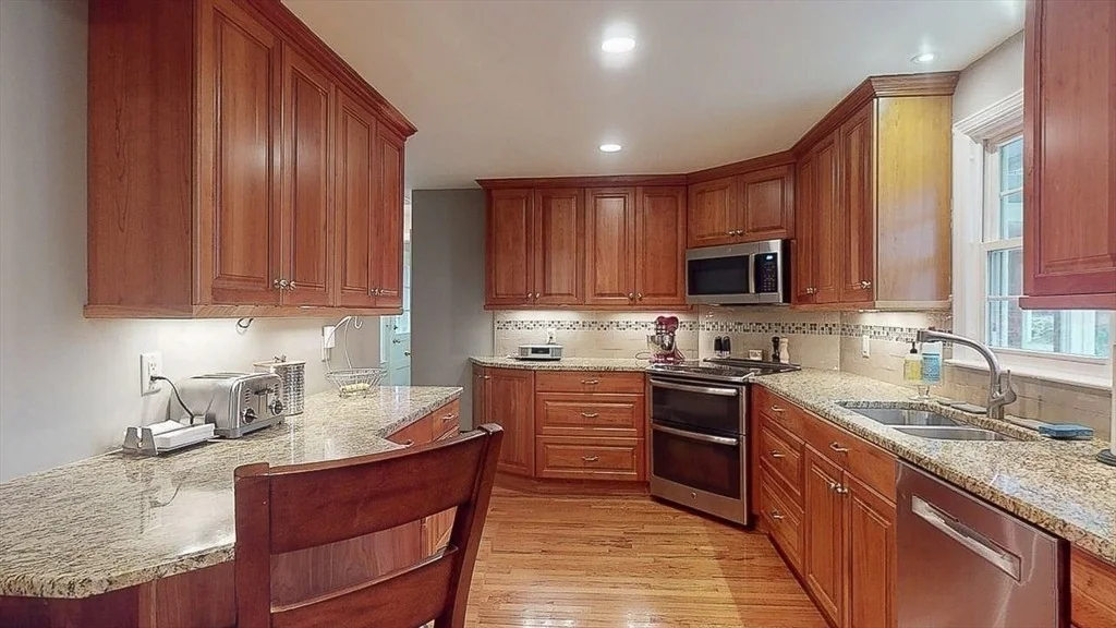 Photo of 7 Nevada Dr