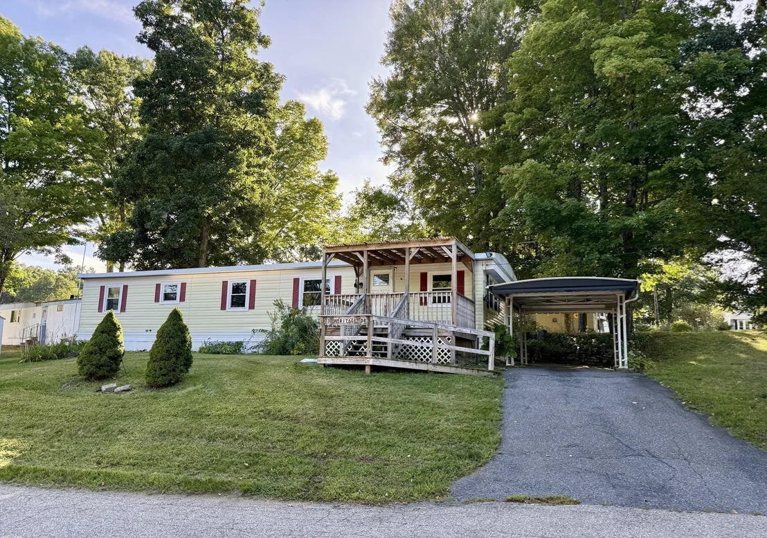 Photo of 3 Heritage Dr.