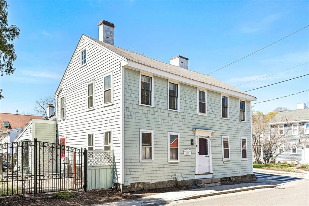 Photo of 11 County St