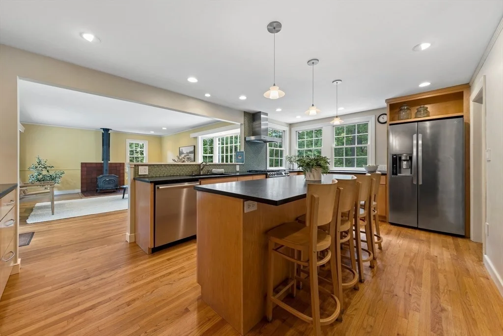 Photo of 18 Isaac Davis Rd
