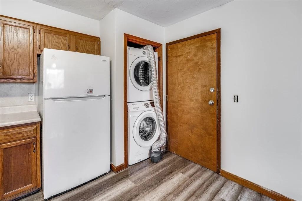 Photo of Unit 1 at 229 Vernon St
