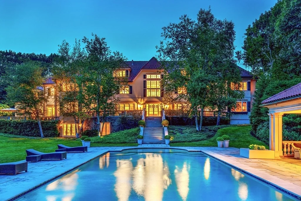 Photo of 18 Longmeadow Drive