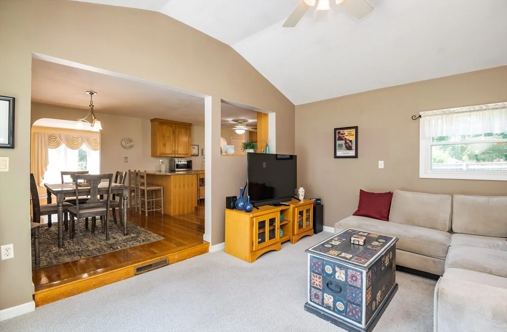 Photo of 47 Sharon Rd