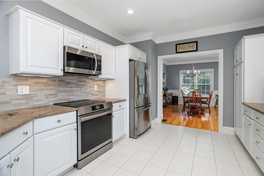 Photo of 150 Nicholas Dr