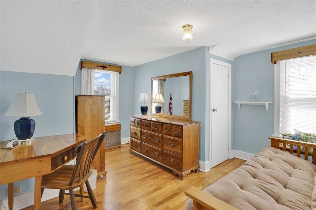 Photo of 101 Ray St