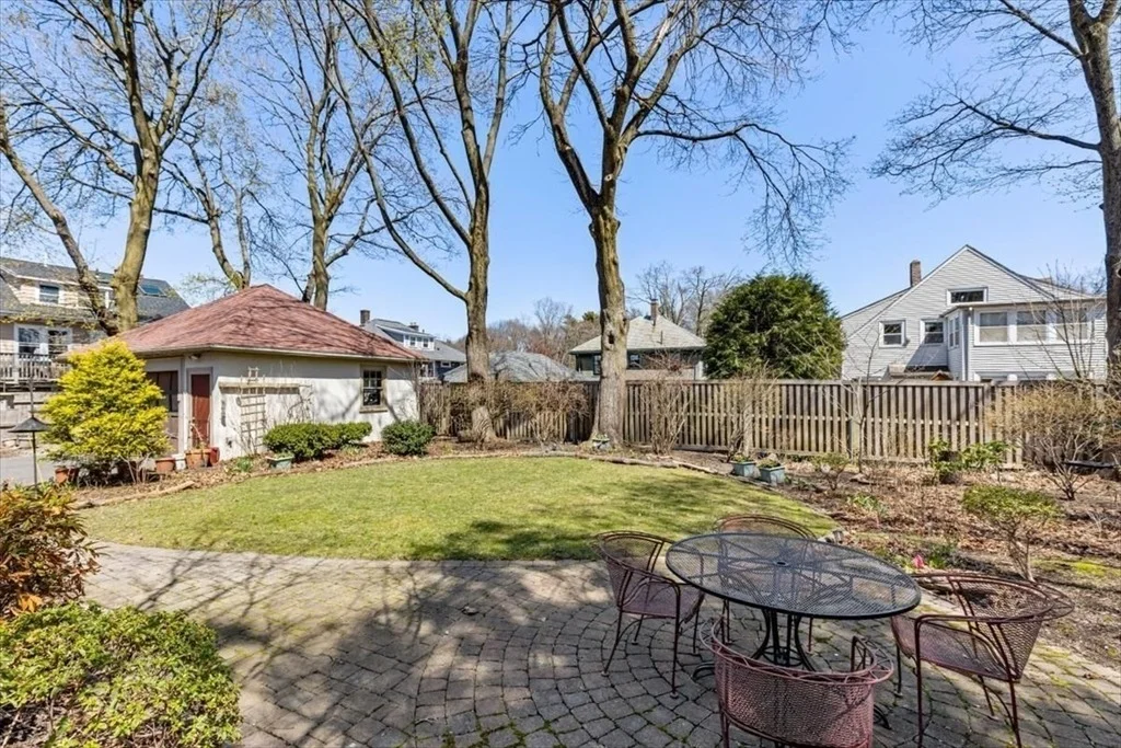 Photo of 6 Briarfield Road