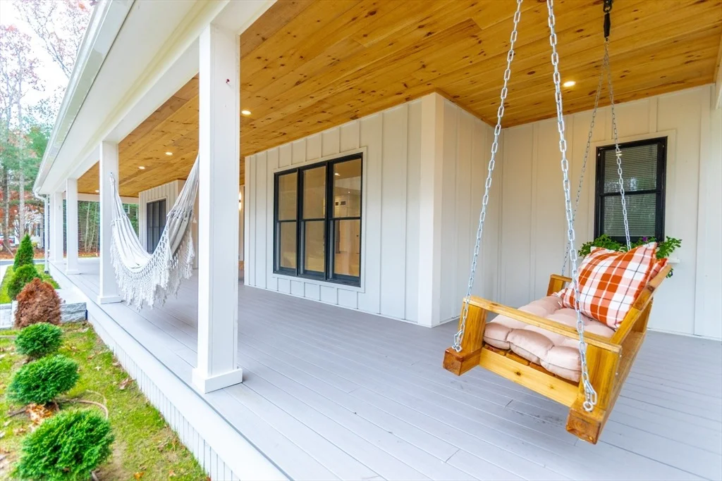 Photo of 5 Lighthouse Ln