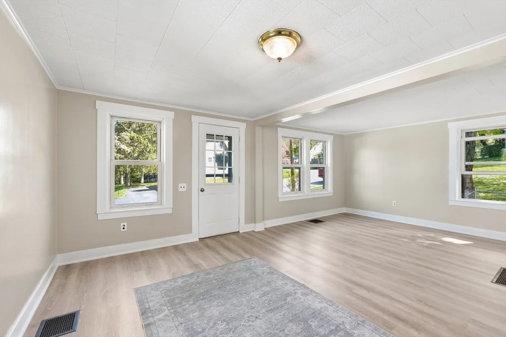Photo of 123 Wilson Ave